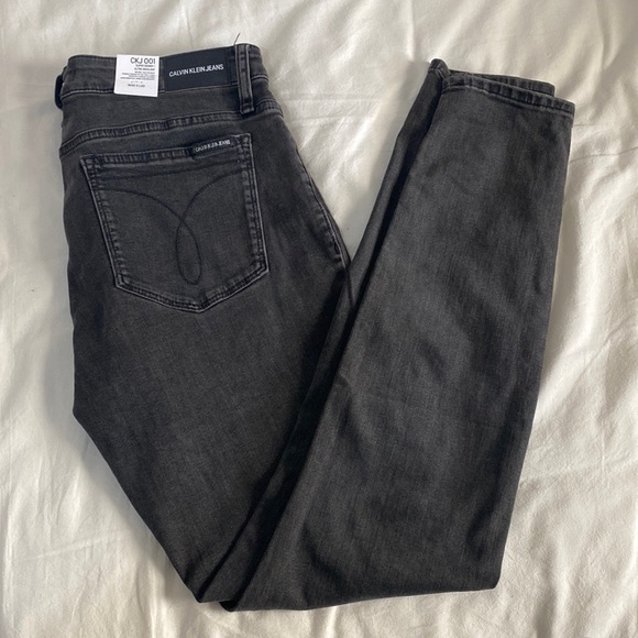 Calvin Klein Jeans - Mid Rise Super Skinny - Grey Jeans - Size 30 × 30 - Picture 2 of 6